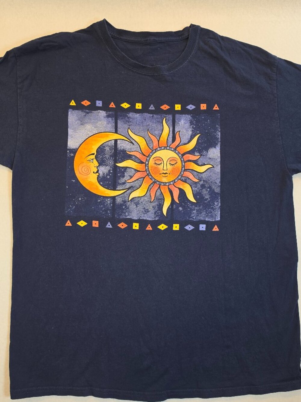 Source Unknown Celestial Sun Moon Navy Blue Graphic Tee Vintage Y2K Style